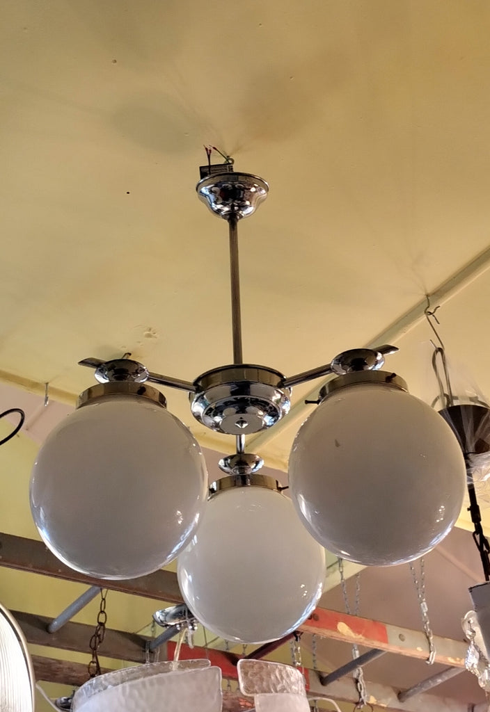 Art Deco Chrome Feature Light