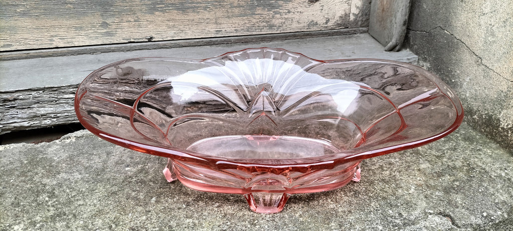 Depression Glass Stunner Art Deco Bowl    D3