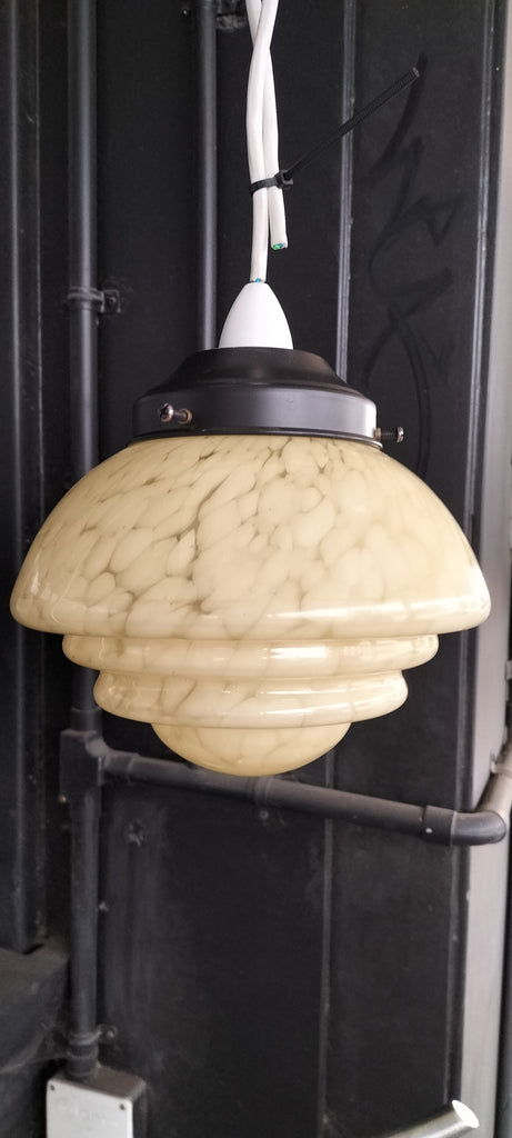 Art Deco Mottled Beehive. BB5