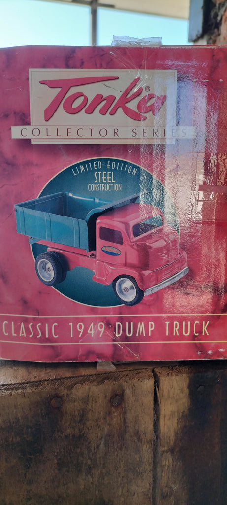 Tonka Collection Series Classic 1949 Dump Truck M298