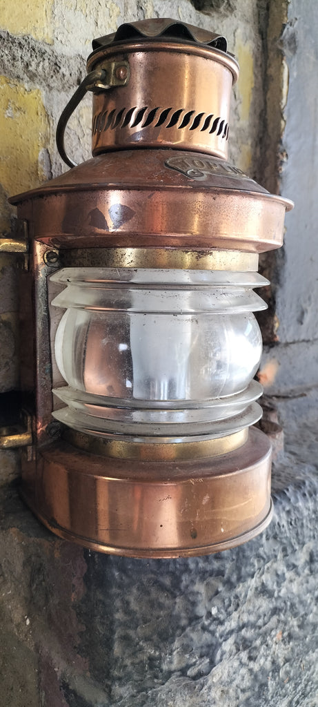 Top Light Vintage Train/Boat Lantern     P278