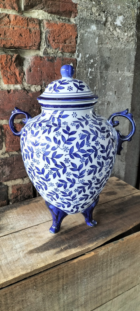 Blue & White  Decorative  Jar /Vase       JV5