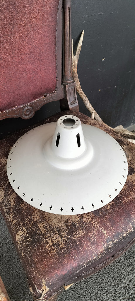 RETRO Tin Shade   R10