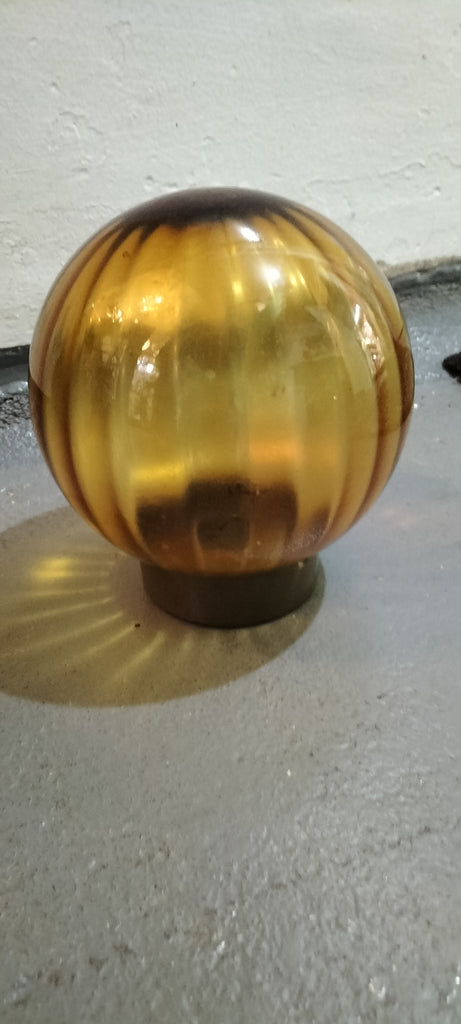 Retro Amber Globe. RRE