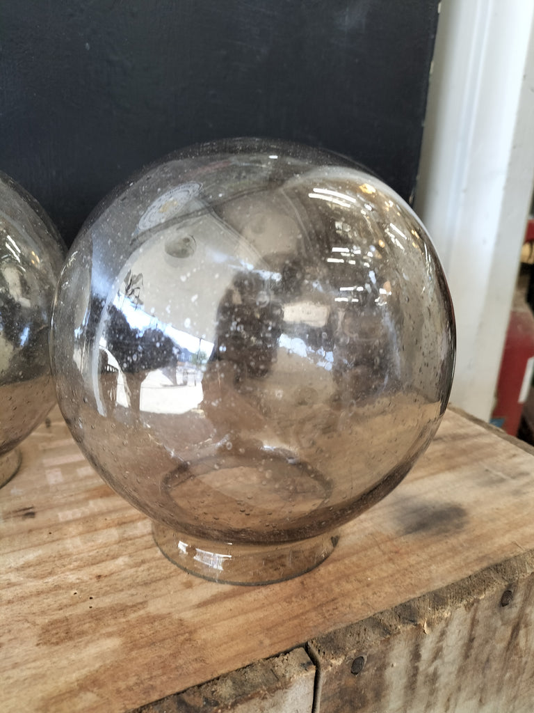 Smokey Glass Globe    SGG